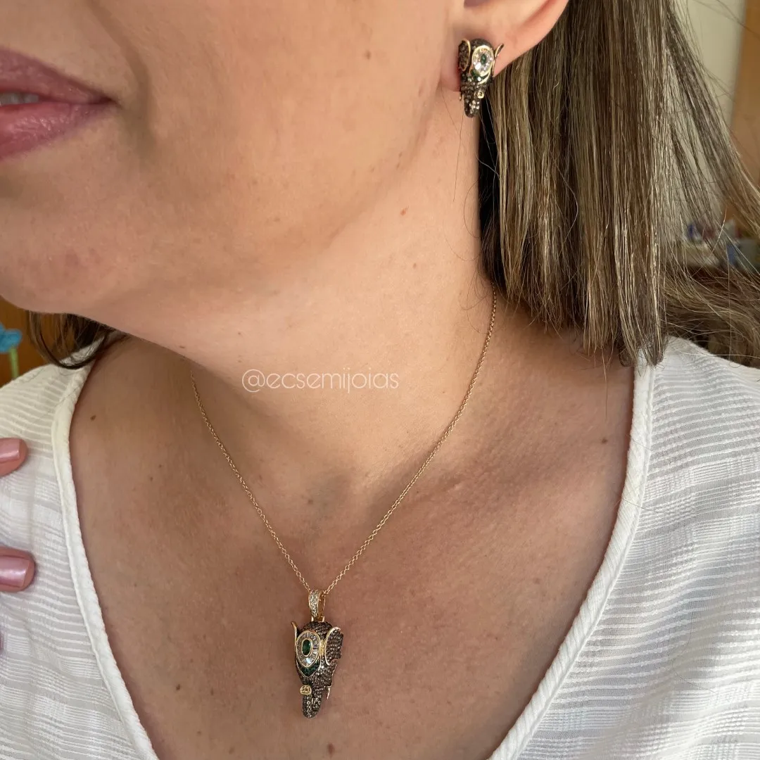 Conjunto de brinco e colar de cabeça de elefante cravejado - banhado a ouro 18k