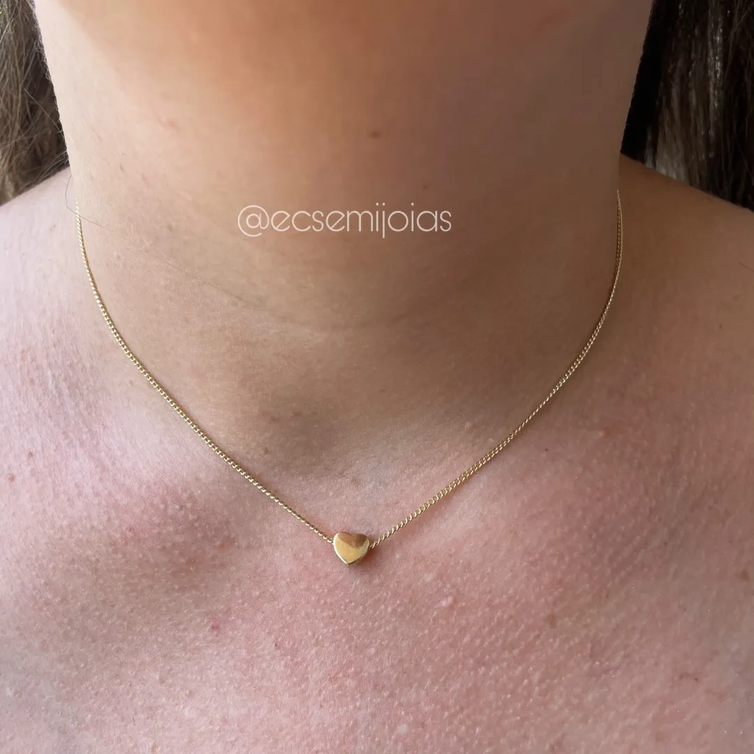 Colar de elos fininhos com pingente de coração 7mm liso - 37cm + extensor - banhado a ouro 18k