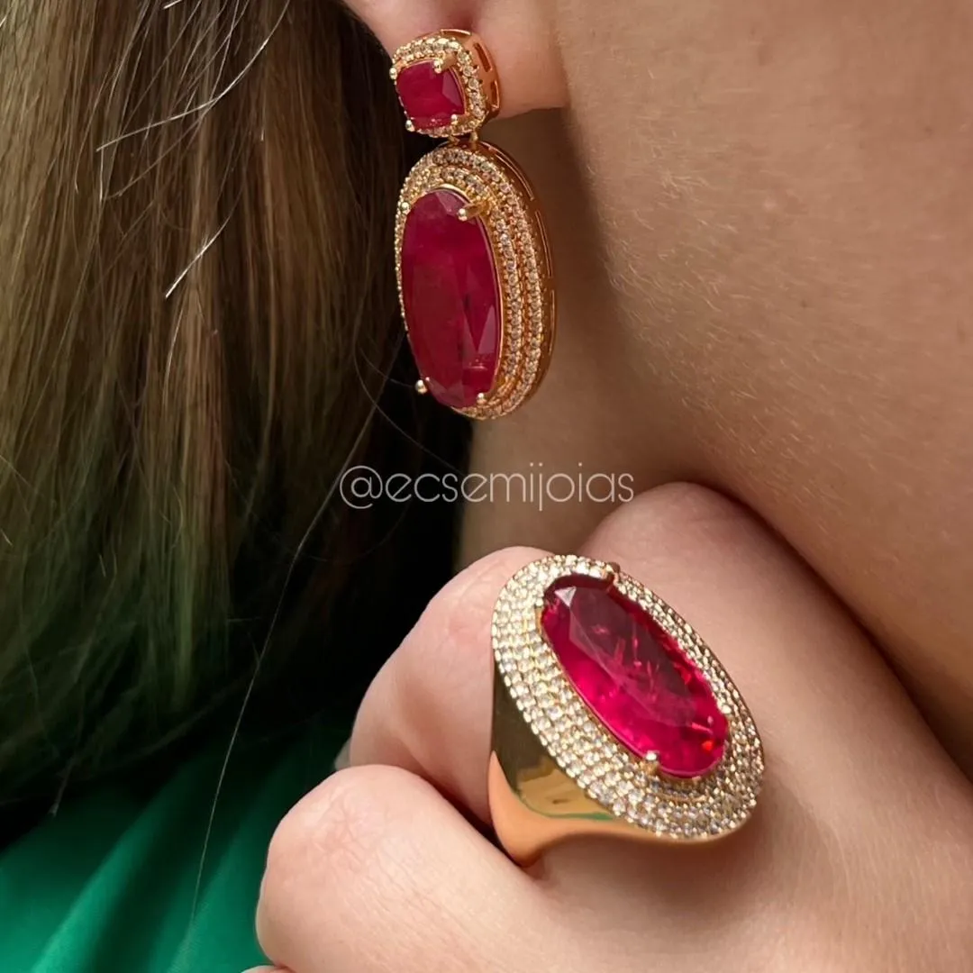 Conjunto de anel e brinco com pedra oval grande no centro cravejadas em volta - banhado a ouro 18k