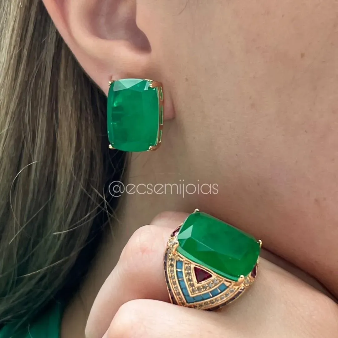 Conjunto de anel e brinco com pedra retangular grande no centro cravejadas nas laterais - banhado a ouro 18k