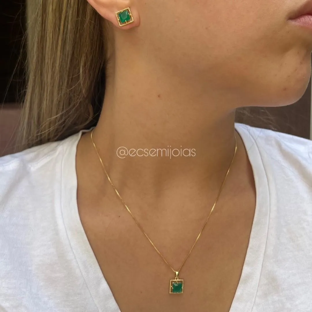 Conjunto de brinco e colar com pedra quadrada no centro com borda cravejada - 7mm - banhado a ouro 18k