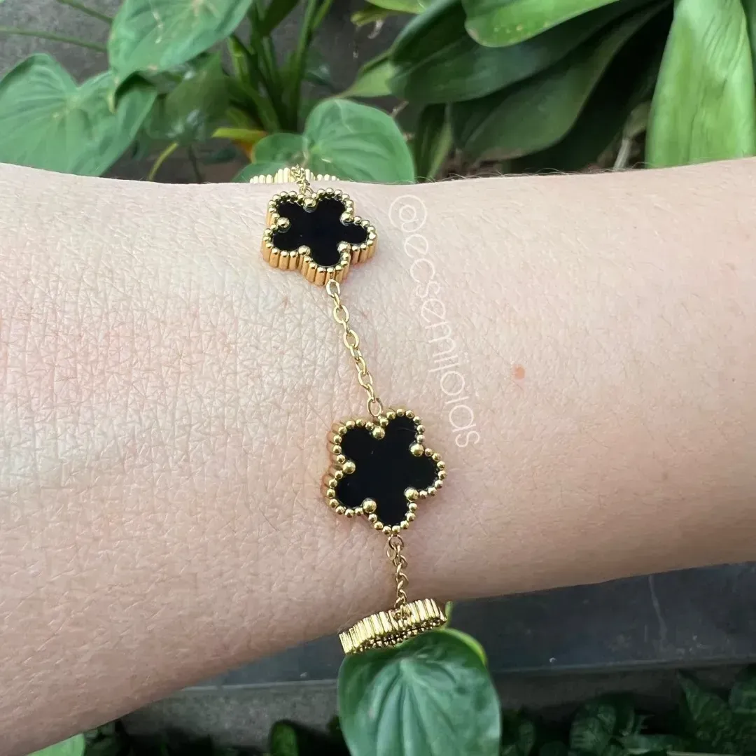 Pulseira flor com 5 pétalas - 16,5cm + extensor - aço dourado