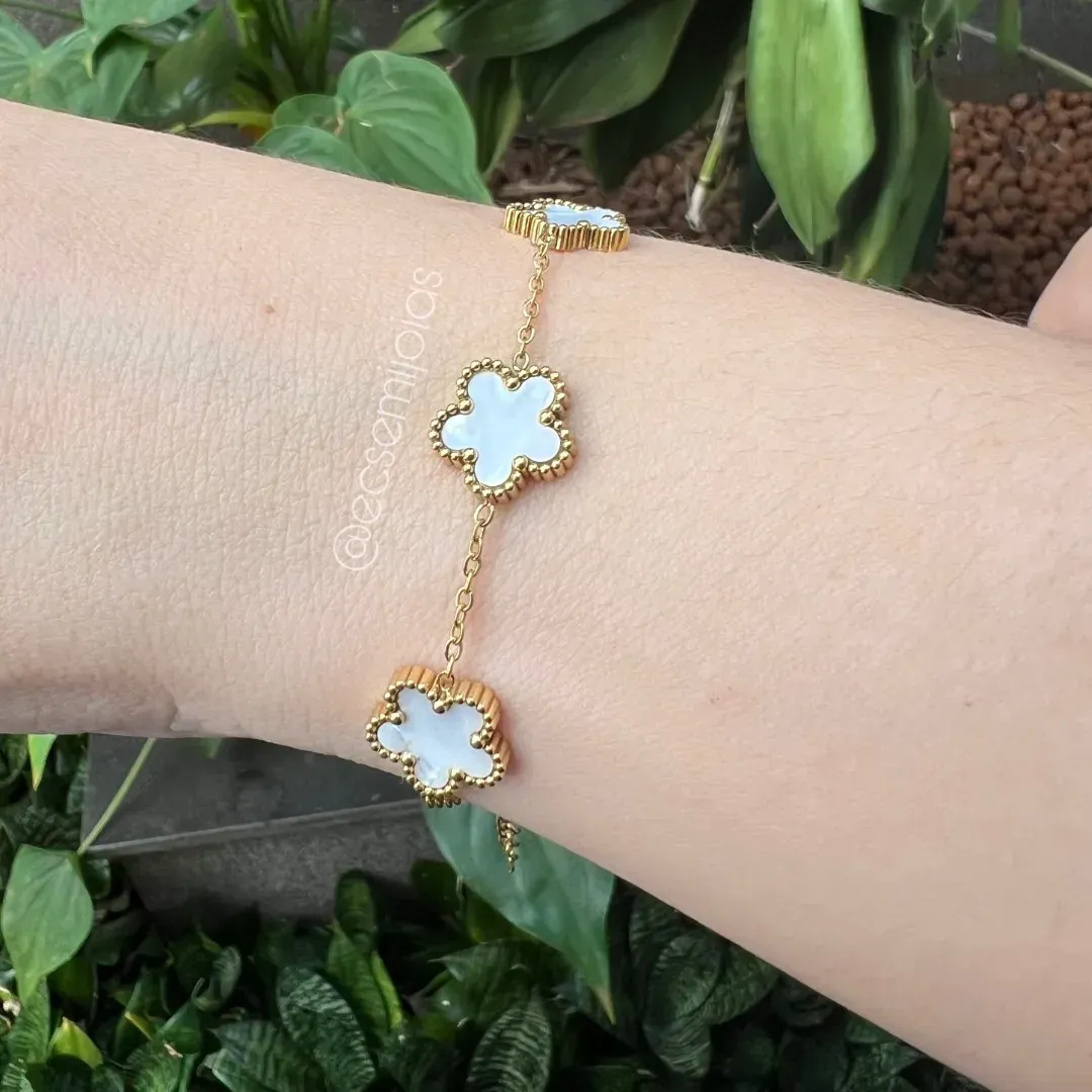 Pulseira flor com 5 pétalas - 16,5cm + extensor - aço dourado