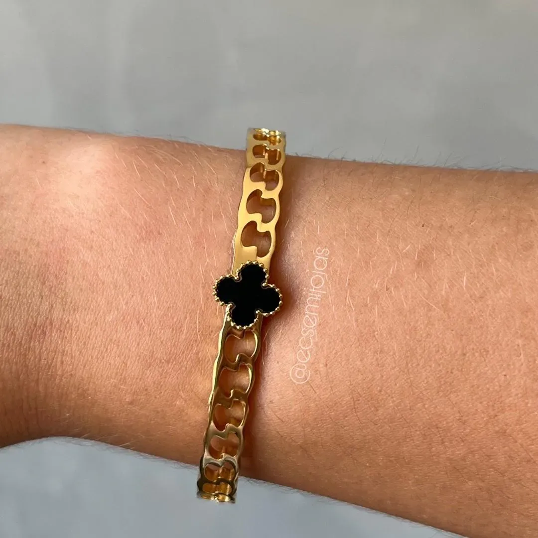 Bracelete com trevo e aro de aros lisos vazados - aço dourado