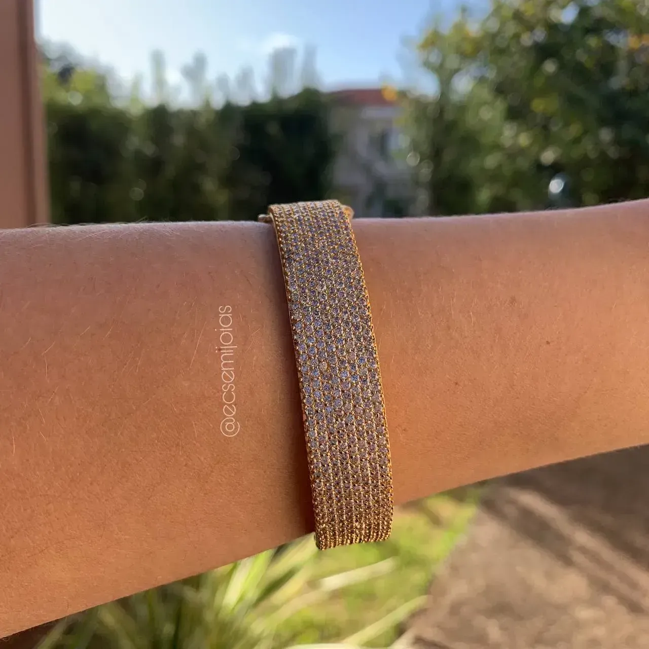 Bracelete mais grosso cravejado 8 fileiras de zircônia - banhado a ouro 18k